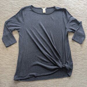 Matty M Women Medium 8/10 Twist Front 3 quarter sleeve blouse sweater top denim